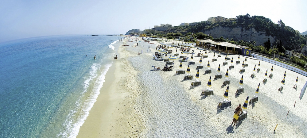 villaggio-hotel-club-la-pace-tropea-spiaggia-1