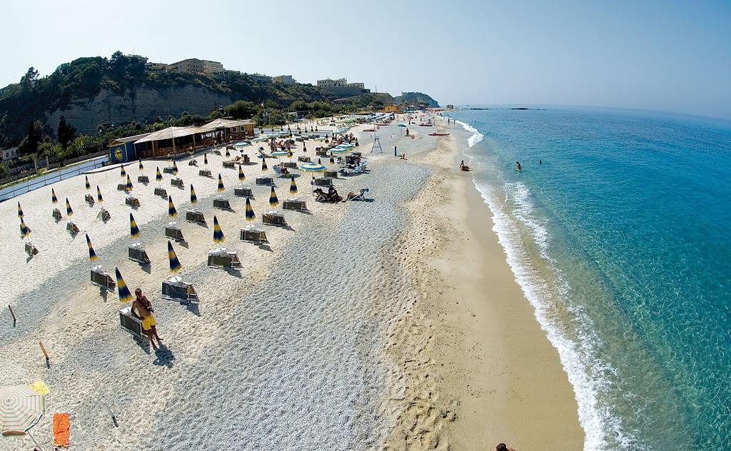 villaggio-hotel-club-la-pace-tropea-spiaggia