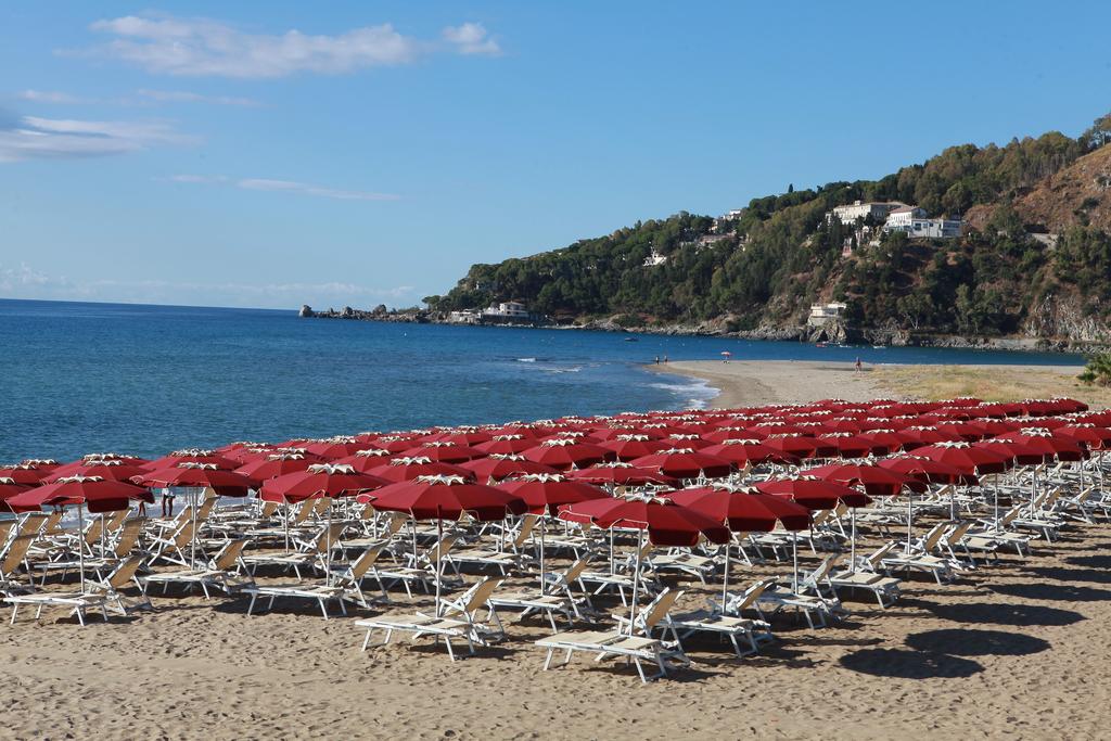 Club Esse Sunbeach spiaggia